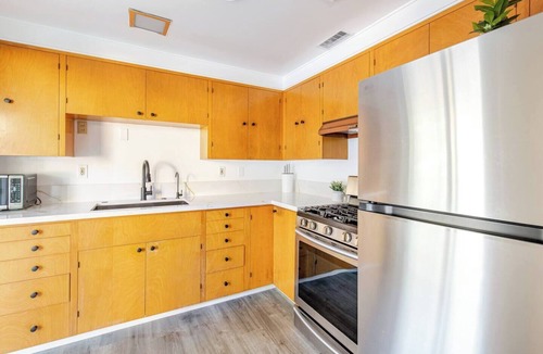 La Canada Flintridge House | Tranquil La Cañada Foothill Hideaway