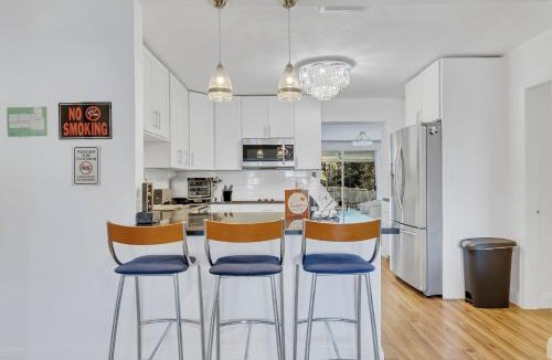 North Central Hollywood House | Tranquil Pool Home in Hollywood Close to Beach Airport