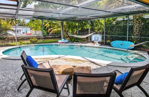 Fort Lauderdale House | Tranquil Waterfront Enclosed pool Kayaks