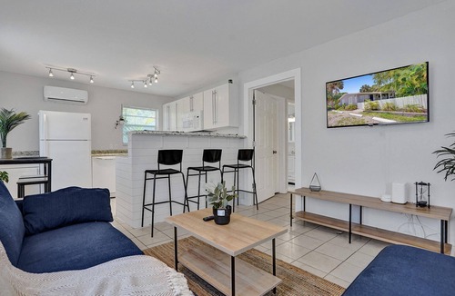 Middle River Terrace House | Tranquil Wilton Hideaway w/Retro Star Wars Arcade!