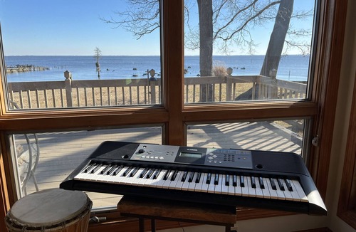 Hertford House | Tranquility on the Sound