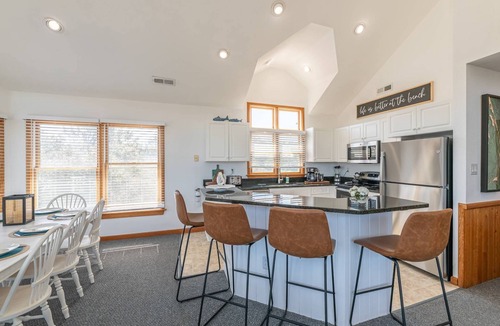 Pine Island House | Tranquility - Pine Island, Lake View, Pets OK, Hot Tub, 2 Community Pools/Tennis/Playground