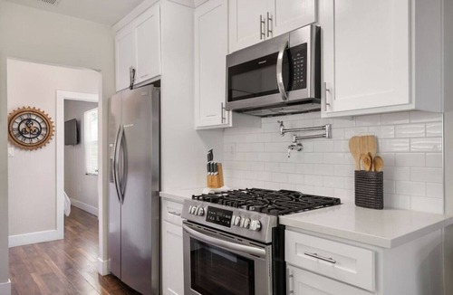North Long Beach House | Travel Haven | Great Location | Quiet Area