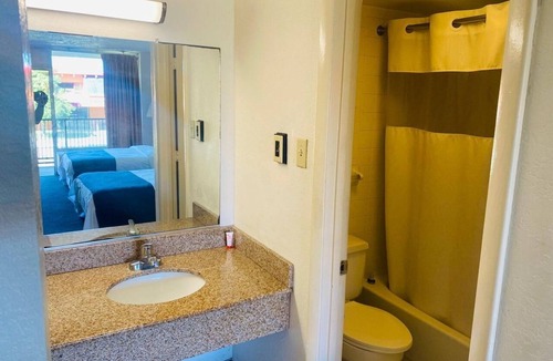 Doswell Hotel | Travel Plaza Motel