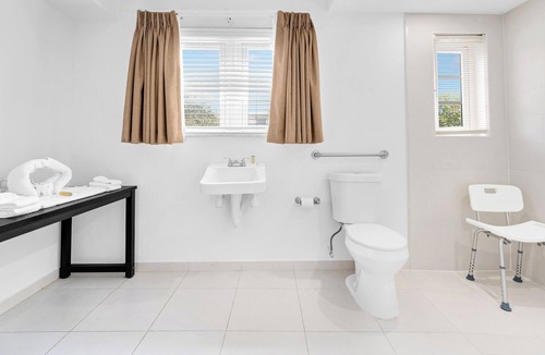 Morningside Hotel | Travelodge by Wyndham Miami Biscayne Bay