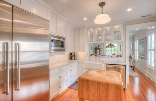 Wildwood Crest House | Tree Top House unit 2 best of the Crest. No pets allowed.