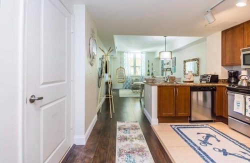 Boynton Beach Apartment | Tropical Coastal Resort Boynton Beach