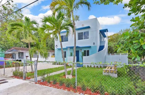 Little Haiti Apartment | Tropical Haven | Cozy 1 BR Caribbean Getaway