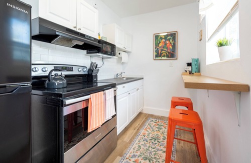 South Lake Apartment | Tropical Oasis 8 min to Beach & 20 min to Hard Rock Stadium