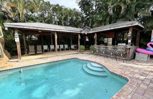 Plantation House | TROPICAL OASIS IN FT. LAUDERDALE ! NEWLY RENOVATED!