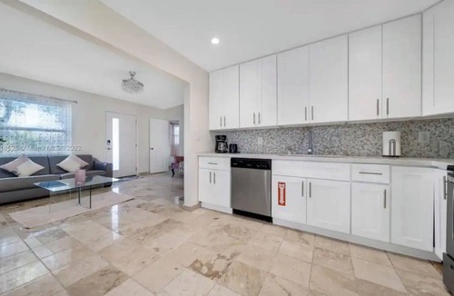Fort Lauderdale House | Tropical Oasis w/Lush Pool in beautiful Fort Lauderdale