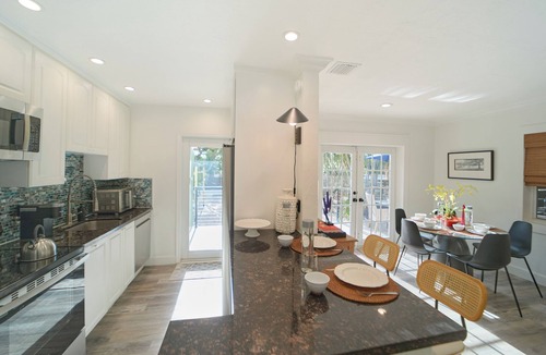 South Middle River House | Tropical Pool Oasis. Near beach, Wilton Manors and Fort Lauderdale