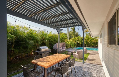 North Miami Villa | Tropical Vibes New Luxe Villa