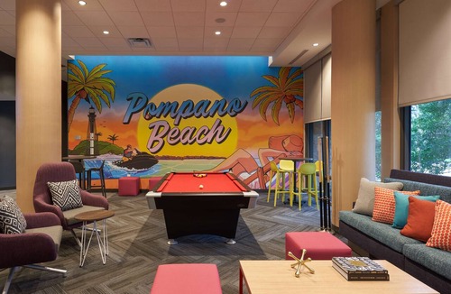 Pompano Beach Hotel | Tru By Hilton Pompano Beach Pier