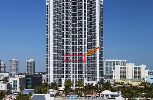 Sunny Isles Beach Apartment | TRUMP INTERNATIONAL BEACH RESORT 2 BEDROOM APARTMENT 1600 Sqf OCEAN FRONT