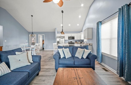 Captain's Cove House | Turtle Bay | Waterfront Home, Screened Porch, Fireplace, Pools, Golf & Marina Access
