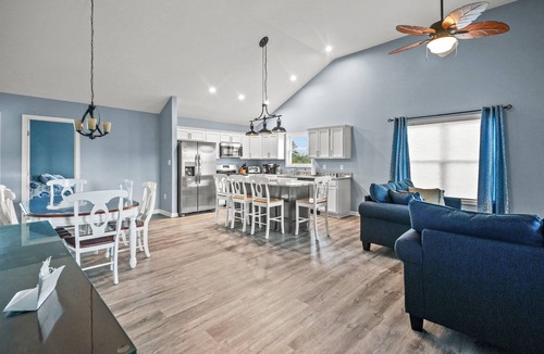 Captain's Cove House | Turtle Bay | Waterfront Home, Screened Porch, Fireplace, Pools, Golf & Marina Access