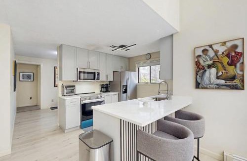 Lagoon Heights House | Twin Ponds