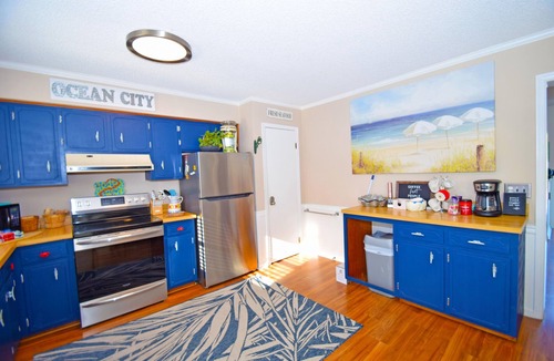 Caine Woods House | Twin Tree Road 511-Bayside 136th St, W/D, AC, Free WIFI, Pool
