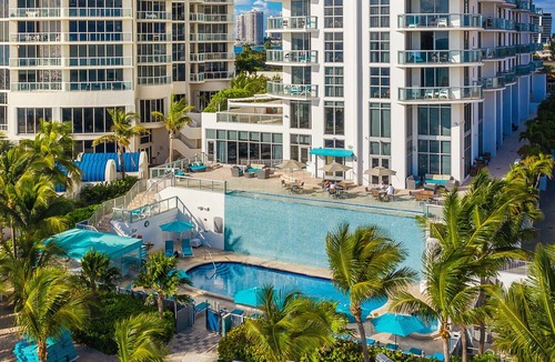 Sunny Isles Beach Hotel | Two-Bedroom Marenas Oceanfront Apartment