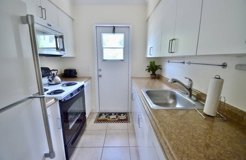 Deerfield Beach Apartment | Two Bedroom Retreat Near Deerfield Beach Pier