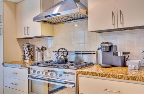 Coral Ridge Apartment | Two-floor Suite Heated Pool Dock Access Quiet Neighborhood Saltaire One Resldences