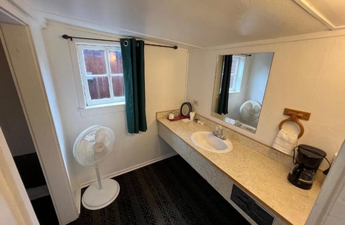 East Glacier Park Village Hotel | Two Medicine Inn and Resort