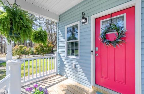 Deltaville House | Two Private Cottages 3BR, Boat Parking, Walk to Marinas