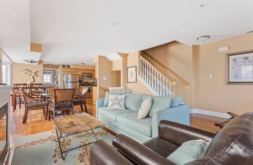 North Wildwood House | Two story beach block condo, beautifully furnished and decorated!