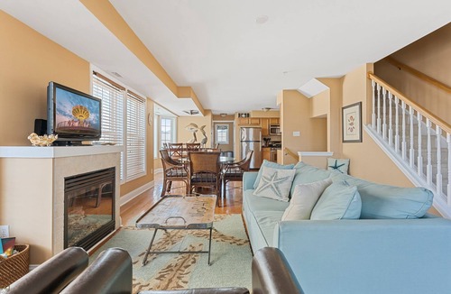 North Wildwood House | Two story beach block condo, beautifully furnished and decorated!