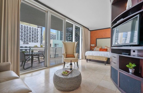 South Beach Apartment | Two Story Penthouse Suite with Hot Tub on Ocean Drive