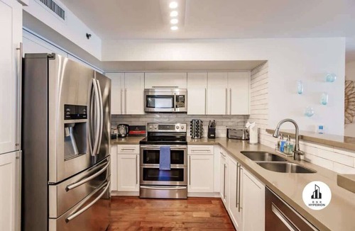 Aventura Condo | Uhost AI | 3BR Intracoastal Resort Condo