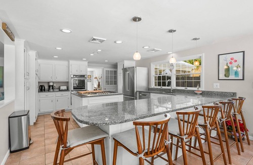 Chatham House | Ultimate Chatham Getaway with Outdoor Oasis