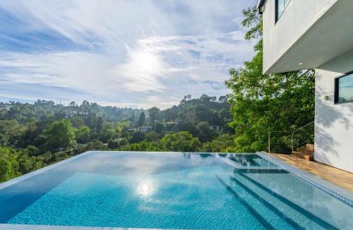 Hollywood Hills West House | Ultra Luxury Hillside Villa with Infinity Pool Views
