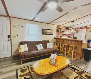 Spring Grove House | Uncle Bill's Lodge and Soccer Pool Showdown