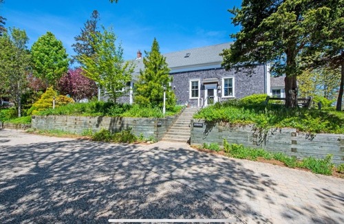 Truro House | Unique, tranquil home on the doorstep of the Cape Cod National Seashore