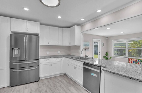 Boynton Beach House | Updated 3BR 2BA Home- King Suite, Private Yard, Outdoor Living Near Delray Beach