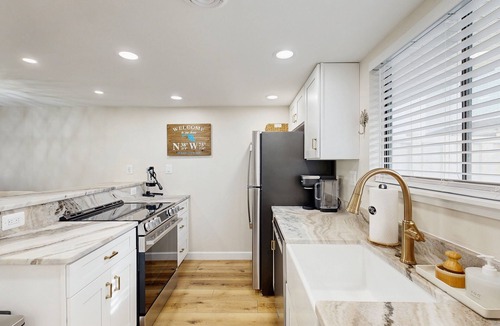 North Ocean City Condo | Updated coastal getaway with pool - walk to beach, dining, shops & entertainment