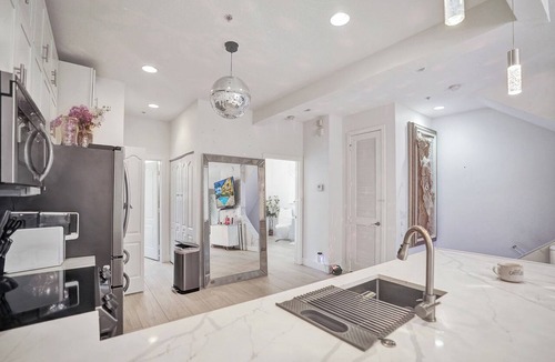 Delray Beach House | Upscale Delray Escape: Anti-Aging Spa Home steps from Beach, NightLife & Dining!