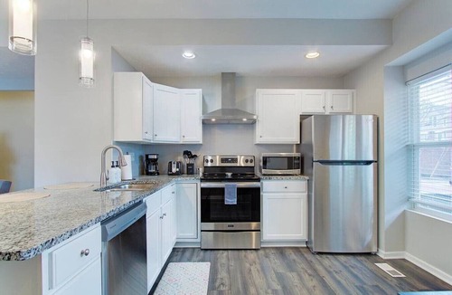 University Circle Apartment | Upscale Little Italy Two Bedroom w/Private Drive