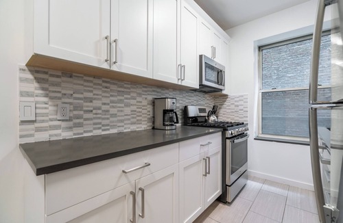 Upper West Side Apartment | Upscale One Bedroom Steps from Central Park