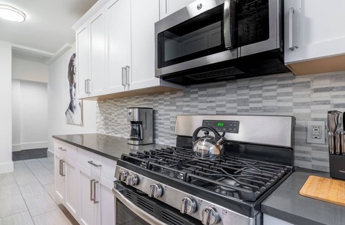 Upper West Side Apartment | Upscale One Bedroom Steps from Central Park