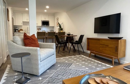 Homewood House | Uptown Annapolis - Peaceful, Sparkling, 1 Bed/1 Bath Apartment, Sleeps 3-4