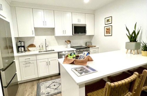 Homewood House | Uptown Annapolis - Peaceful, Sparkling, 1 Bed/1 Bath Apartment, Sleeps 3-4
