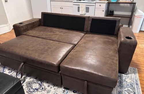 Fan District Apartment | Urban Bloom King Bed 2TVs Free Parking Museums