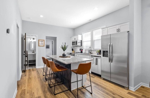 Manchester House | Urban Retreat: RVA Hotspots at Your Doorstep!