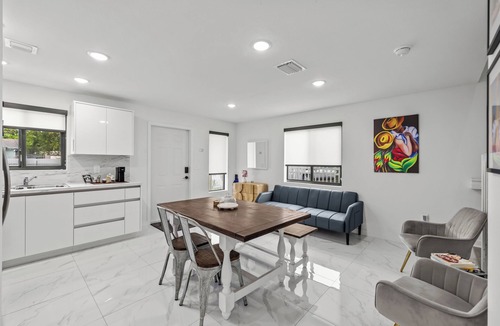 West Little River House | Urban Sabor Casa @Little River Miami-Centrally Located