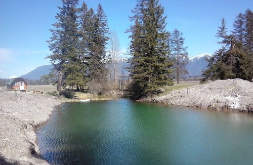 Whitefish Cabin | Vacation Cabin On 5 Acres With Pond . Sleeps 3