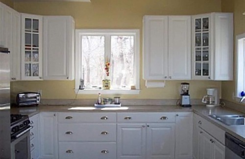 Gloucester House | Vacation home. Walk to Diamond Cove & Annisquam Land Trust Lighthouse Beach.