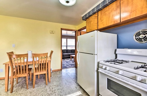 Athol Springs House | Vacation Rental ~ 9 Mi to Downtown Buffalo!